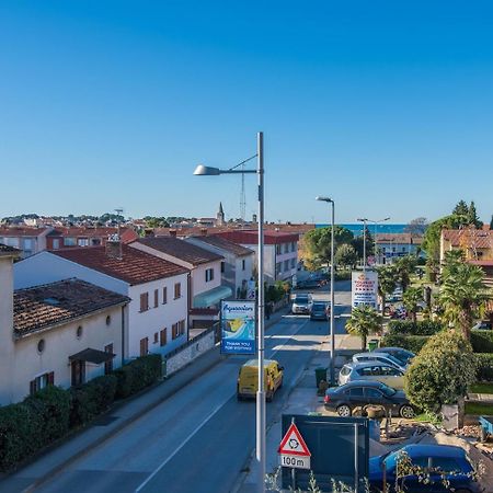 Apartment Complex Iris Poreč Exterior foto